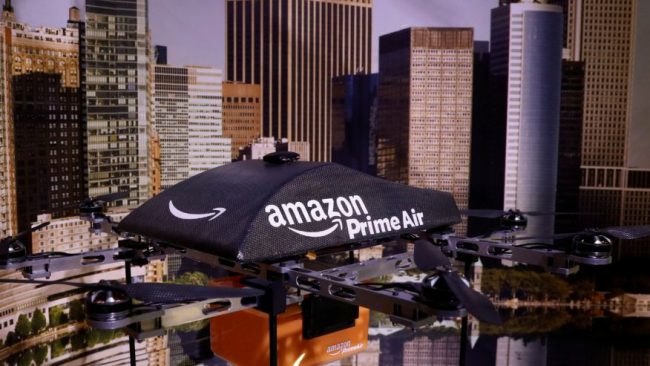 Фото - Новый патент Amazon: башня-парковка для дронов
